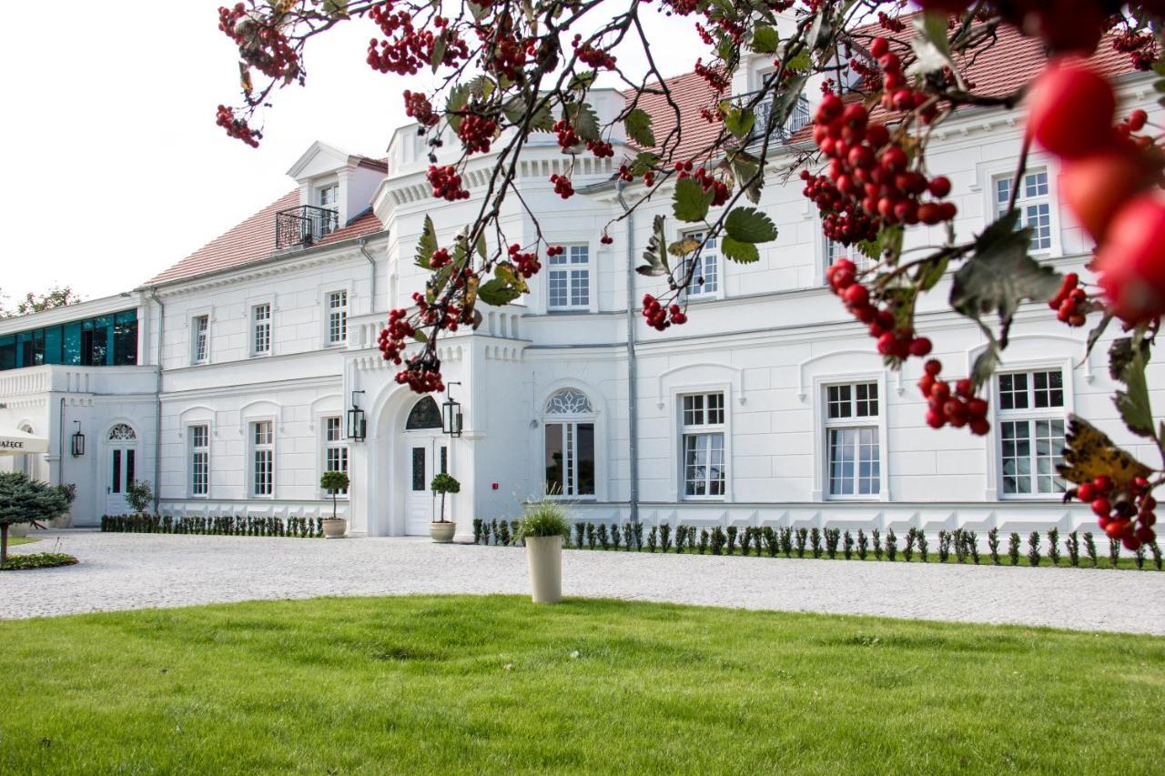 Palac Na Opieszynie Września Exterior foto